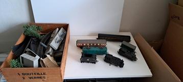Div treinwagons en 2 locomotieven
