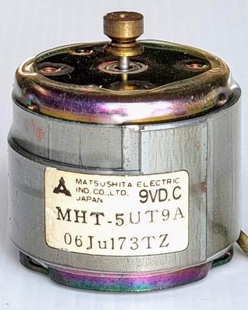 Vintage DC motor 9V Matsushita Electric Ind Co Japan 1973