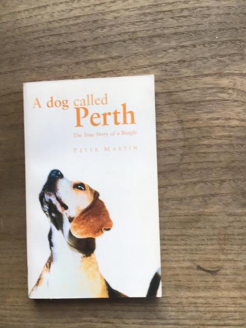 A dog called Perth, the beagle. By Peter Martin, Boeken, Dieren en Huisdieren, Zo goed als nieuw, Ophalen of Verzenden