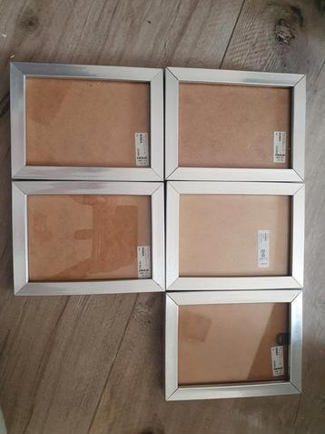 5 Ikea Ribba fotolijsten, kleur zilver, 13 x 18 cm