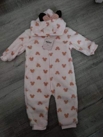 Nieuw met kaartje Minnie Mouse onesie  