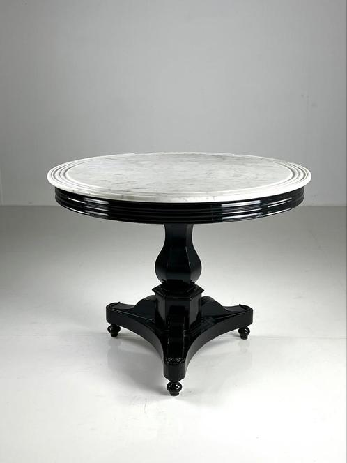 Center table zwart gelakt marmer antiek, Antiek en Kunst, Antiek | Meubels | Tafels, Ophalen of Verzenden