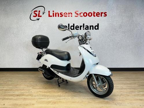 Sym Allo 125cc Wit 2014, Fietsen en Brommers, Snorfietsen en Snorscooters, Zo goed als nieuw, SYM, Ophalen