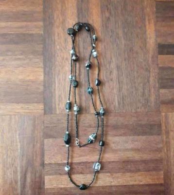 Retro Kralen ketting zwart 65cm, armband  Ehv Geldrop 