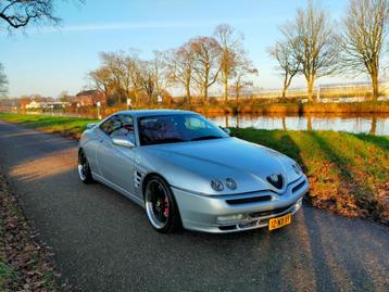 Prachtige Alfa Romeo GTV 3.0 V6 24v limited edition.