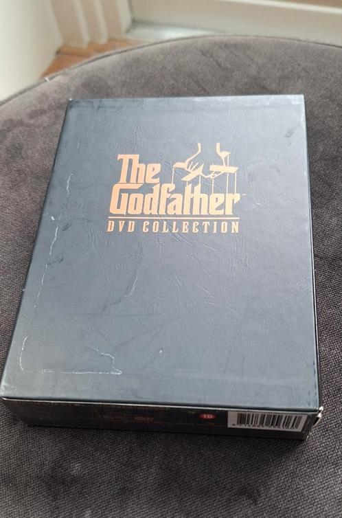 Godfather trilogie in luxe dvd box, Cd's en Dvd's, Dvd's | Klassiekers, Zo goed als nieuw, Thrillers en Misdaad, Ophalen of Verzenden