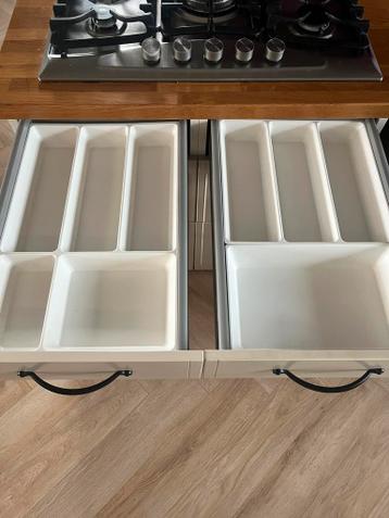 IKEA FAKTUM keukenblok met DUVBO-frontjes (excl. gasplaat) - afbeelding 6 IKEA FAKTUM keukenblok met DUVBO-frontjes (excl. gasplaat) - afbeelding 6