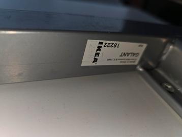 Ikea Galant Bureau - Stevig en Praktisch! - afbeelding 8 Ikea Galant Bureau - Stevig en Praktisch! - afbeelding 8