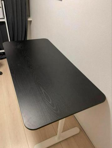 IKEA BEKANT TAFEL - afbeelding 1 IKEA BEKANT TAFEL - afbeelding 1