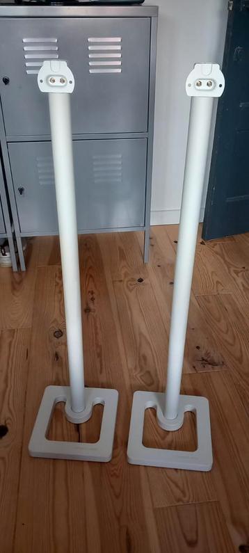 Monitor audio Radius stands