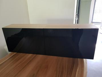 2 Ikea Besta wandkast 60x38x20 cm grenen / hoogglans zwart - afbeelding 1 2 Ikea Besta wandkast 60x38x20 cm grenen / hoogglans zwart - afbeelding 1