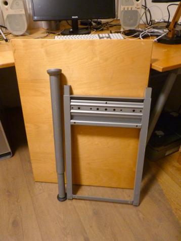 IKEA GALANT-bureautafel + 60 cm extensie; nog in goede staat - afbeelding 6 IKEA GALANT-bureautafel + 60 cm extensie; nog in goede staat - afbeelding 6
