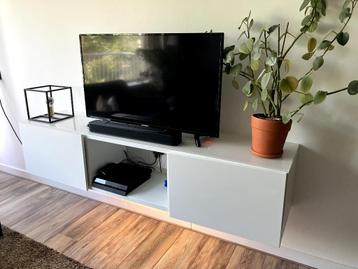 IKEA BESTA tv-meubel wit - afbeelding 2 IKEA BESTA tv-meubel wit - afbeelding 2