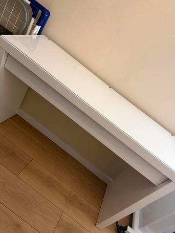 Nieuwe IKEA Malm bureau - toch te groot! Met luxe bakjes - afbeelding 4 Nieuwe IKEA Malm bureau - toch te groot! Met luxe bakjes - afbeelding 4