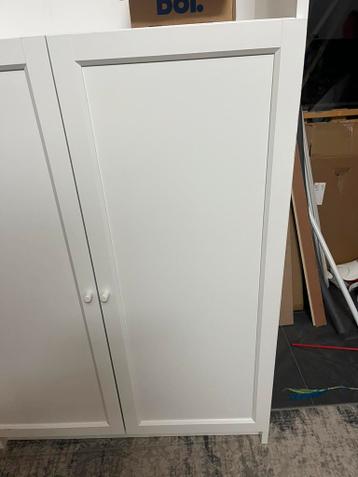 BILLY / OXBERG Boekenkast met deuren, wit, 80x30x202 cm - afbeelding 3 BILLY / OXBERG Boekenkast met deuren, wit, 80x30x202 cm - afbeelding 3