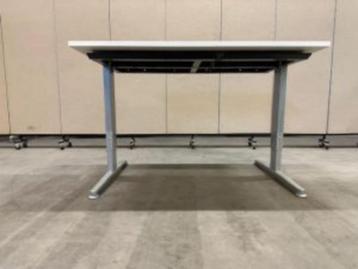 Aspa instelbaar bureau met knop en kabelgoot 120x80cm, 30st - afbeelding 6 Aspa instelbaar bureau met knop en kabelgoot 120x80cm, 30st - afbeelding 6