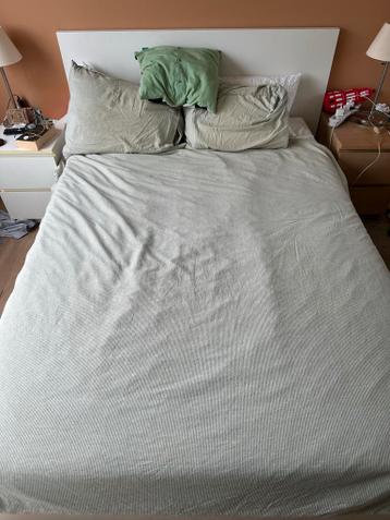 IKEA MALM bed 140x200 - afbeelding 2 IKEA MALM bed 140x200 - afbeelding 2