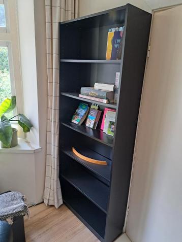 Zwarte Billy boekenkast (Ikea) - afbeelding 1 Zwarte Billy boekenkast (Ikea) - afbeelding 1