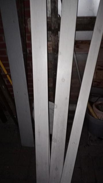 Hout en planken overbodige