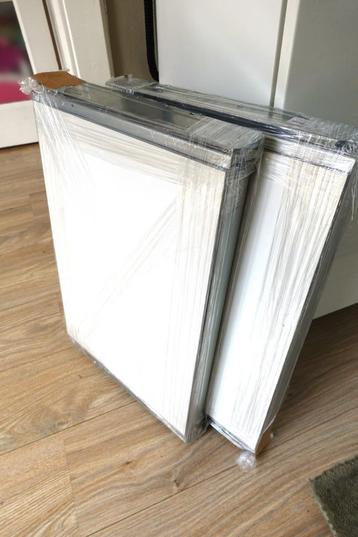 Ikea Besta uittrekbaar werkblad / hangmappenframe - afbeelding 2 Ikea Besta uittrekbaar werkblad / hangmappenframe - afbeelding 2