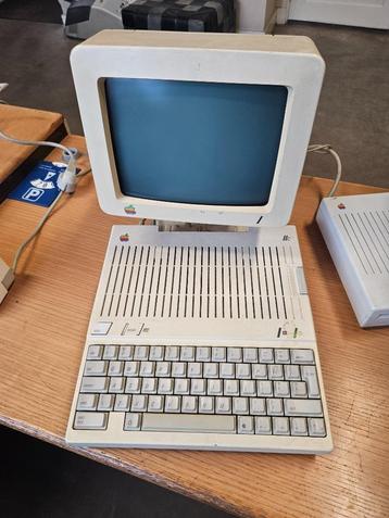 The Apple 2C