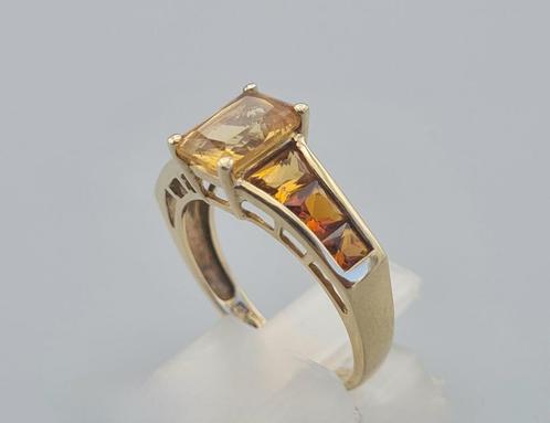 Gouden Vintage ring met edelsteen citrien. 2022/717., Antiek en Kunst, Antiek | Glas en Kristal, Ophalen of Verzenden