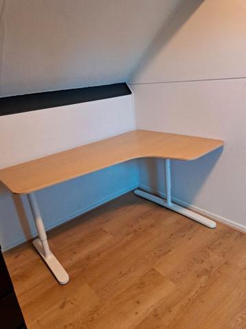 IKEA Hoekbureau - Verstelbaar! - afbeelding 1 IKEA Hoekbureau - Verstelbaar! - afbeelding 1