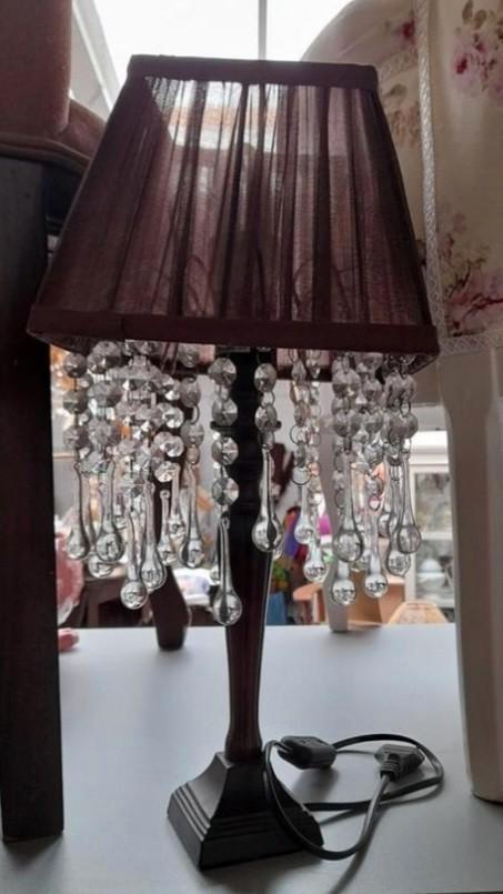 1 x leuke lampje met kristallen, Huis en Inrichting, Lampen | Tafellampen, Zo goed als nieuw, Ophalen of Verzenden
