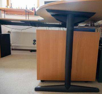 Degelijk bureau IKEA- Effektiv-T - afbeelding 5 Degelijk bureau IKEA- Effektiv-T - afbeelding 5