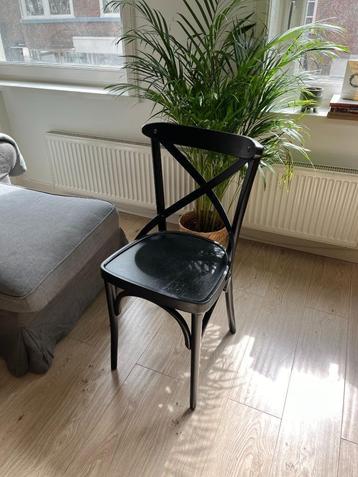 Houten caféstoelen zwart (6 beschikbaar)
