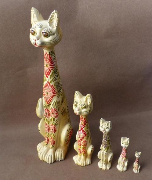 Portugese katten beeld keramiek gelukskatten handbeschilderd, Verzamelen, Beelden en Beeldjes, Gebruikt, Dier, Ophalen