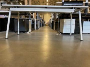 Bureau met knop 180x80xH68-88 cm, 39 stuks - afbeelding 12 Bureau met knop 180x80xH68-88 cm, 39 stuks - afbeelding 12