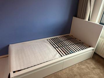 MALM IKEA 1P bed Frame hoog ,wit 90x200cm met 2 lades - afbeelding 2 MALM IKEA 1P bed Frame hoog ,wit 90x200cm met 2 lades - afbeelding 2