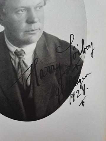 Gesigneerd Harry Soiberg In het land der Levenden 1929