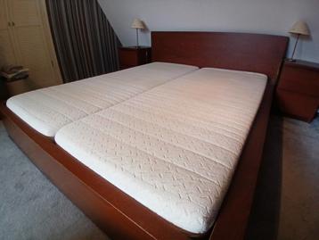 Ikea Malm 160x200 bed compleet met nachtkastjes - afbeelding 1 Ikea Malm 160x200 bed compleet met nachtkastjes - afbeelding 1