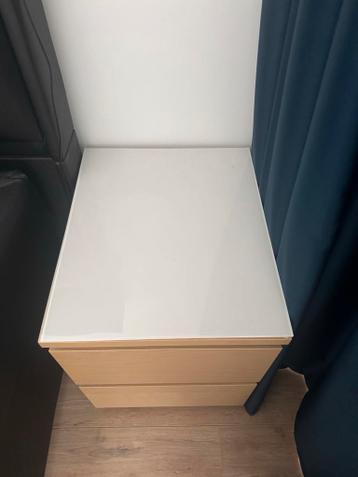 Ikea Malm Nachtkastje hout kleur 40x55 - afbeelding 2 Ikea Malm Nachtkastje hout kleur 40x55 - afbeelding 2
