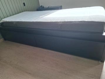 Ikea Malm 1-persoonsbed compleet - afbeelding 2 Ikea Malm 1-persoonsbed compleet - afbeelding 2