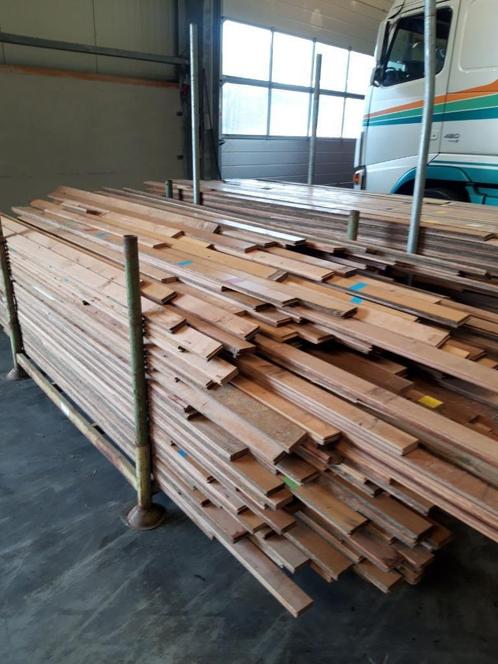 Te Koop: Gymzaal- Sporthalvoer / Hardhout planken 22x68mm, Doe-het-zelf en Verbouw, Hout en Planken, Gebruikt, Plank, Overige houtsoorten