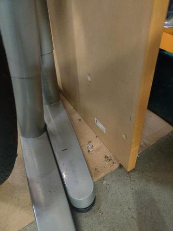 MOET WEG IKEA Galant beuken Hoekbureau 160x120x80x60cm - afbeelding 11 MOET WEG IKEA Galant beuken Hoekbureau 160x120x80x60cm - afbeelding 11