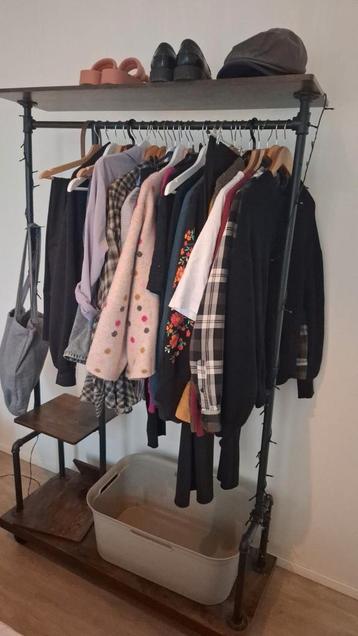 Kledingrek gratis op te halen