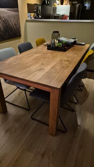 Massief houten eettafel - 200x100 cm
