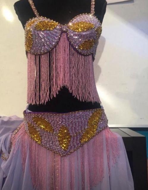 Professional Belly Dance 2 kostuums uit Egypte in twee kleur, Kleding | Dames, Carnavalskleding en Feestkleding, Zo goed als nieuw