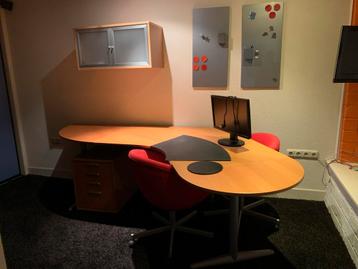 IKEA Galant Bureau met Ladenblok en Kastje - afbeelding 1 IKEA Galant Bureau met Ladenblok en Kastje - afbeelding 1