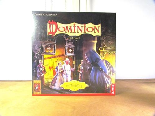 Dominion Intrige - 999 Games - Bordspel, Hobby en Vrije tijd, Gezelschapsspellen | Bordspellen, Nieuw, Een of twee spelers, Drie of vier spelers