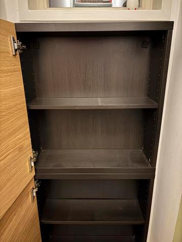 IKEA BESTÅ Wandkastcombinatie - Zwart/Eikenfineer - afbeelding 5 IKEA BESTÅ Wandkastcombinatie - Zwart/Eikenfineer - afbeelding 5