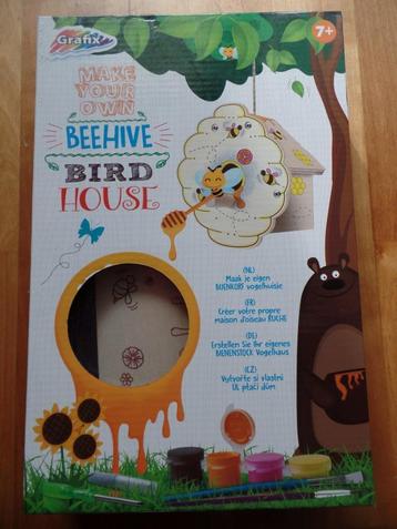 NIEUW Grafix DIY vogelhuisje "bijenkorf" 7+ (dichte doos)