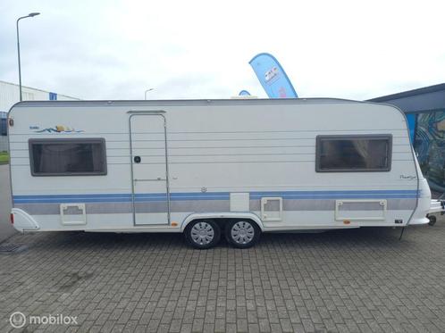 Hobby De Luxe 610 met voortent en Zonnepanelen!, Caravans en Kamperen, Caravans, Bedrijf, tot en met 4, 1250 - 1500 kg, Hobby