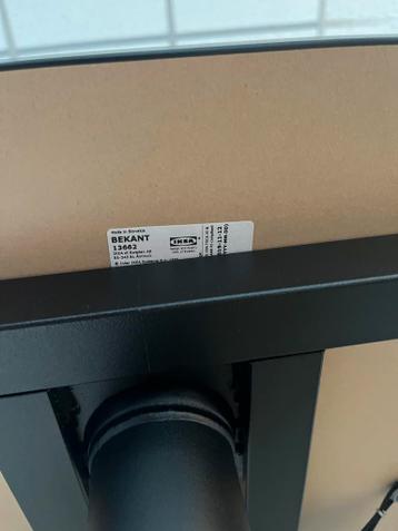 IKEA Bekant Bureau - Zwart - afbeelding 8 IKEA Bekant Bureau - Zwart - afbeelding 8