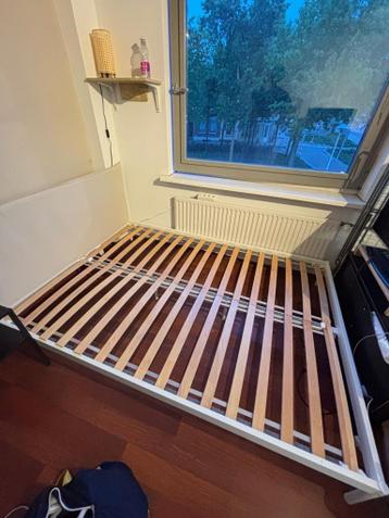 IKEA KLEPPSTAD bedframe 140x200 incl 2x lattenbodem - afbeelding 3 IKEA KLEPPSTAD bedframe 140x200 incl 2x lattenbodem - afbeelding 3