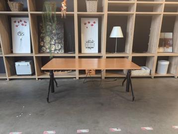 Werndl Electrische bureau 180x90xH65-110 cm, 10 stuks - afbeelding 1 Werndl Electrische bureau 180x90xH65-110 cm, 10 stuks - afbeelding 1